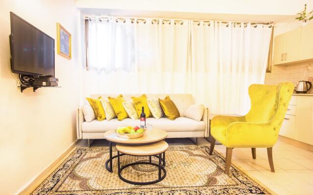 Premium suites on Beach Ben Yehuda 43