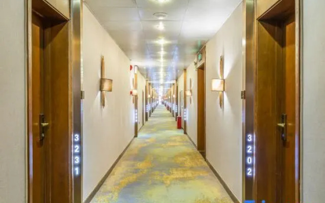 Thank Inn Plus hotel He'nan Zhoukou Chuanhui District Red Star Macalline