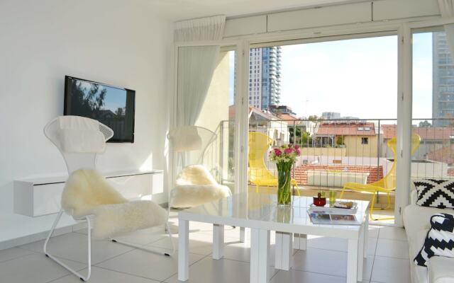 Beautiful  Apt Neve Tzedek Terrace N12
