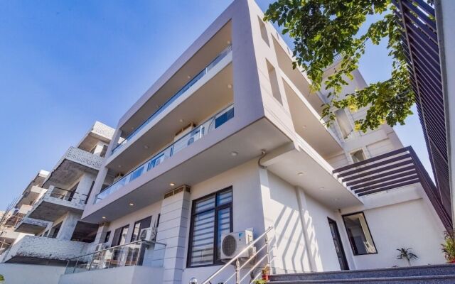 Royal Residence Golf View