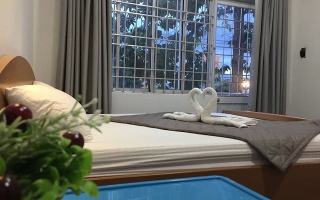 Queen Pearl Hostel – Balcony – Nha Trang