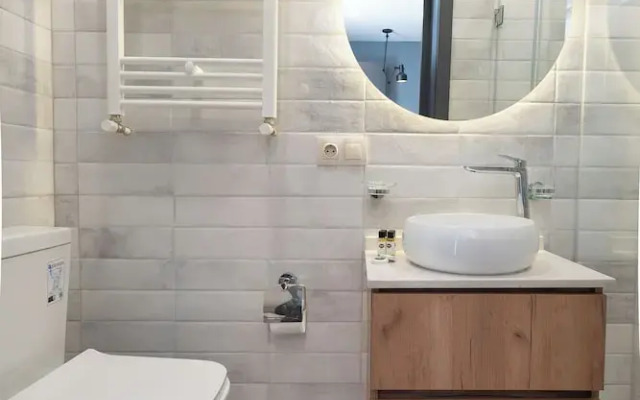 Stones Throw Apartments
