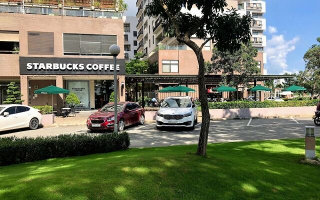 The Triplex Sky Penthouse Hotel