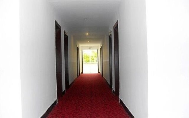 Guitong Business Hotel
