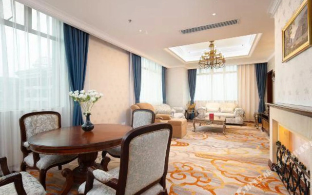 Foshan Sanshui ShiHuang Garden Hotel