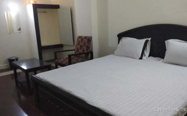 iROOMZ Hotel Sundar