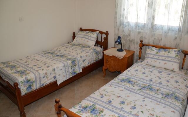 Traditional Summer House in Marmari