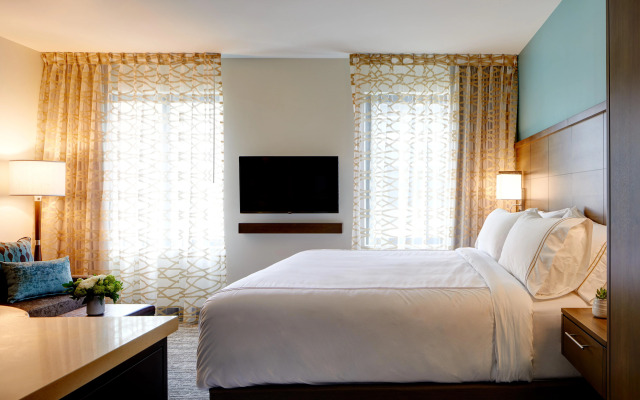 Staybridge Suites Seattle - South Lake Union by IHG
