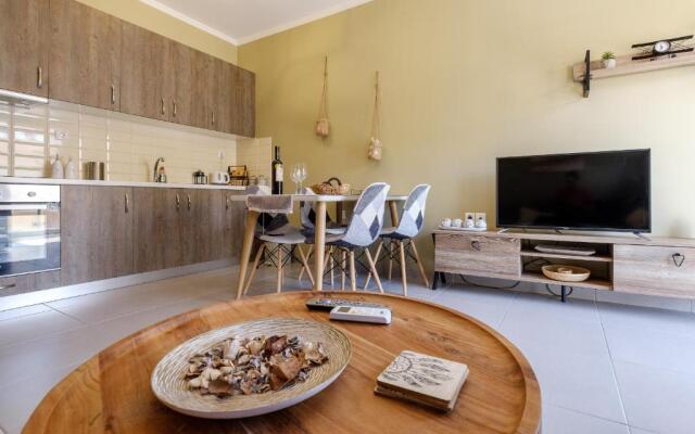 Oreon Suites - 'Areti'