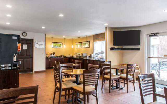 Sleep Inn & Suites Pittsburgh Airport