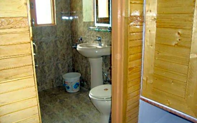 Swiss Hotel Kashmir