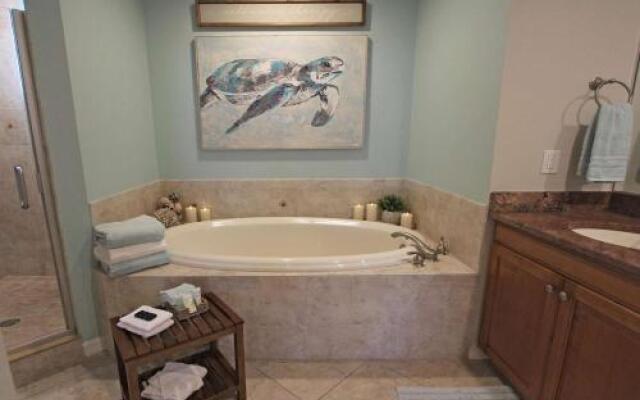 807 Harborview Grande