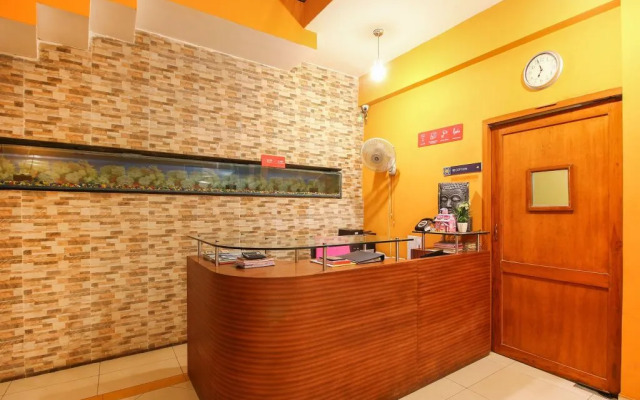 Hallmark Begumpet By OYO Rooms