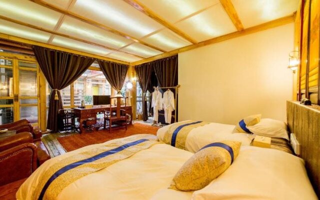 Lost Horizon Resort