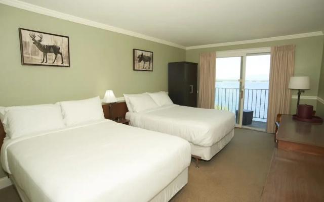 Belknap Point Inn