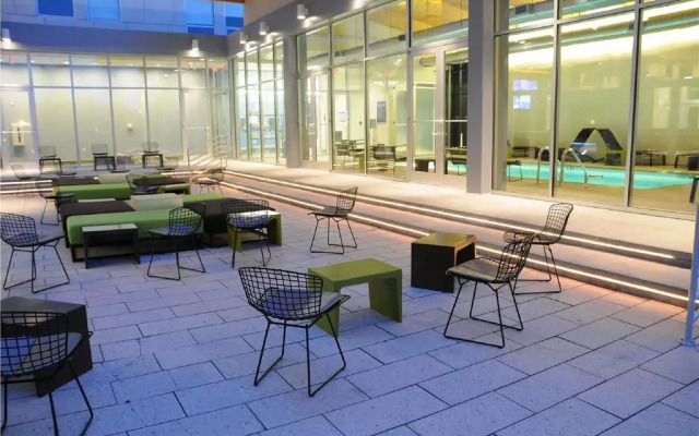 Aloft Charleston Airport & Convention Center
