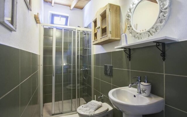 Kalinda Bozcaada (Adult Only)