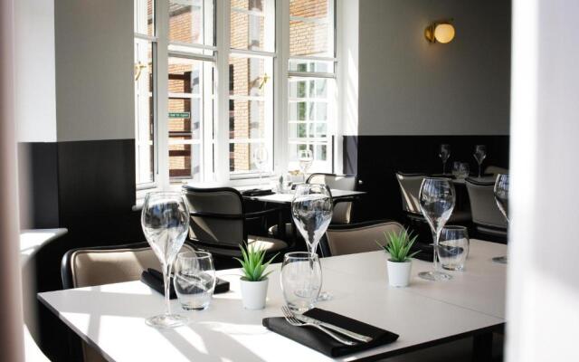 The Comet London Hatfield