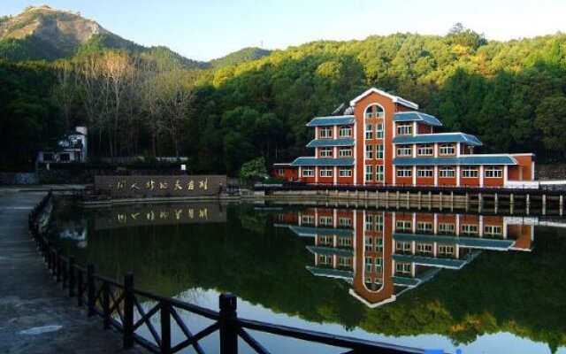 Baizhao Mountain Hotel