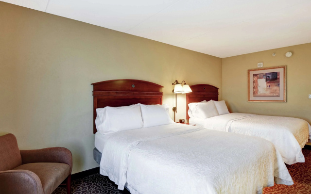 Hampton Inn & Suites Fredericksburg-at Celebrate Virginia