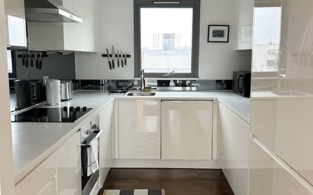 Stay in Style Modern 2 Bed Apartment