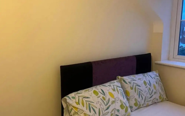 Komegloba Mega room