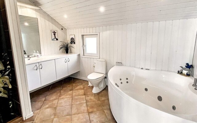 Beautiful Holiday Home in Gedser With Whirlpool