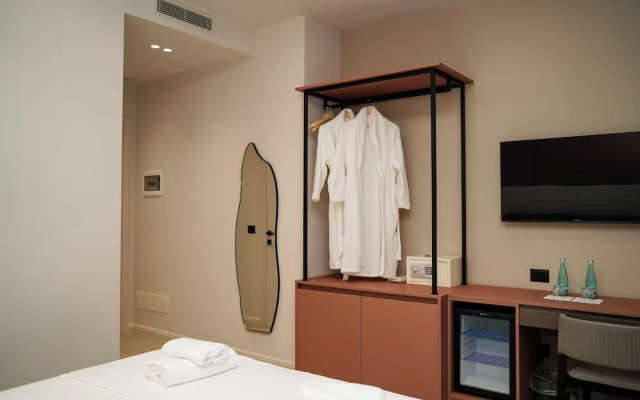 Diamar Suites