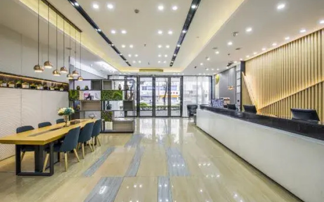 Ruyi Hotel (Foshan Nanhai Songgang Avenue)