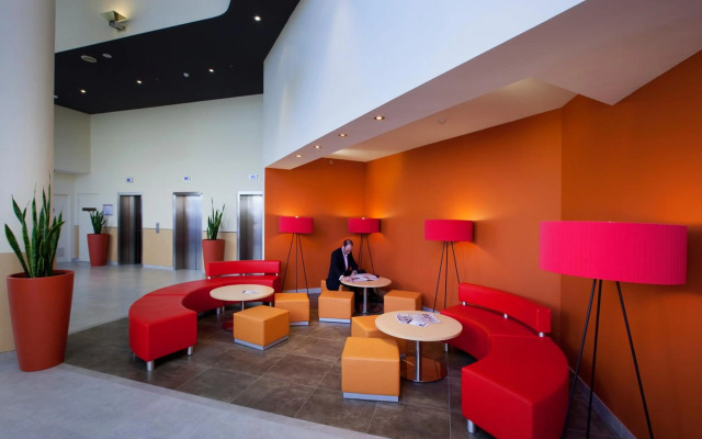 ibis Perth