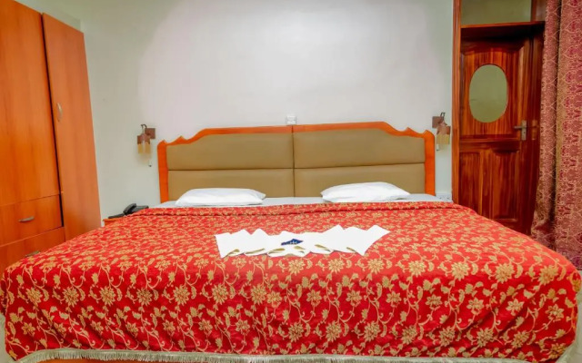 Home Inn Hotel