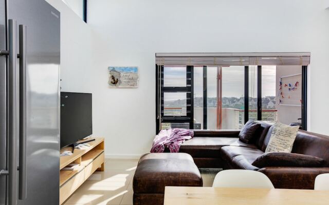 Azure 201 On Big Bay