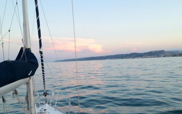 Sailing Bed
