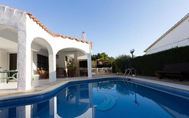 Casa familiar con piscina a 200m de la playa ham