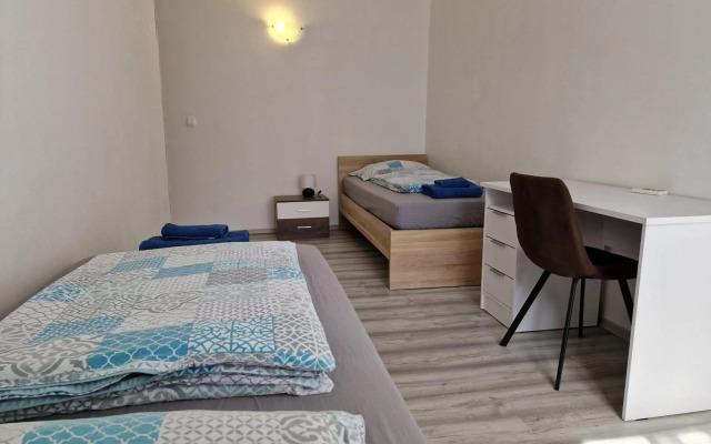 Secret Garden Apartment