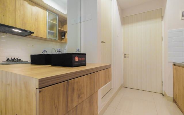 Minimalist and Homey Studio Grand Kamala Lagoon Apartment