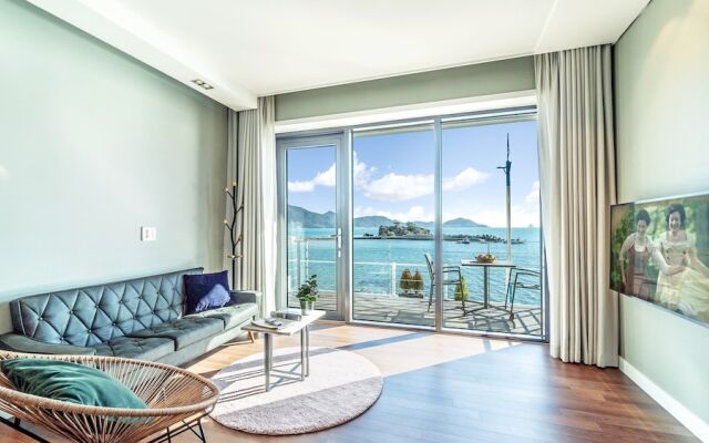 Namhae Lounge 32 Resort C