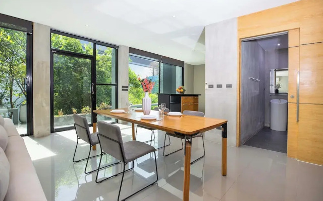 2BR Duplex Pavilion P12 in Natural Park
