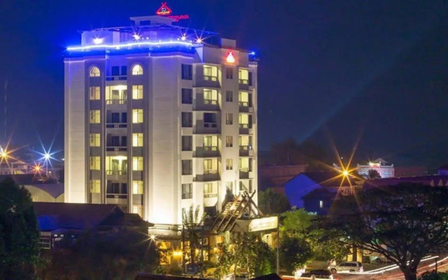 Yeak Loam Hotel