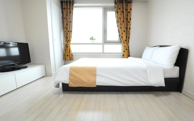 Golden Forest Residence