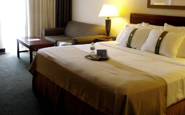 Holiday Inn Joplin-I-44 & Us 71