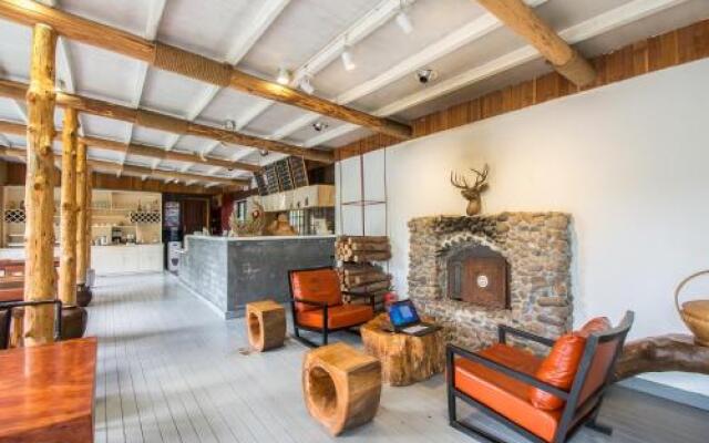 Yang Shuo CTN Courtyard Hotel