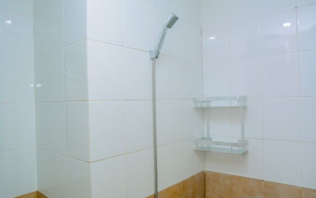 Fully Furnished and Cozy 2BR at Green Pramuka City Apartment