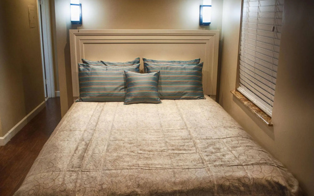 Deco Boutique Hotel