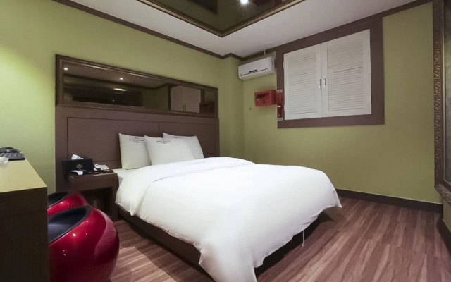 Seongnam Hotel wol