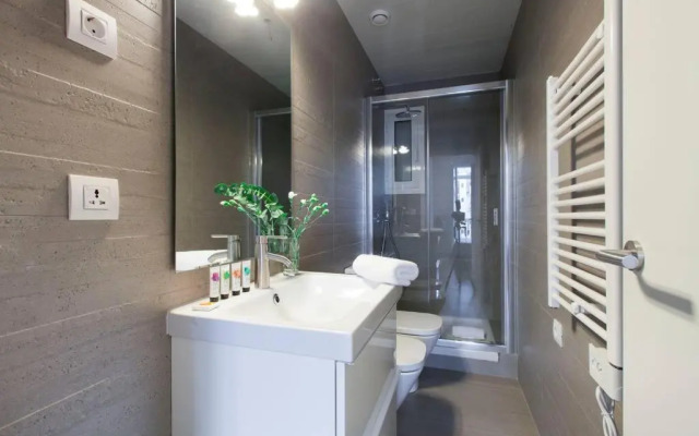 Perfectly located 4bed 4bath apartment in Barcelona 2 2