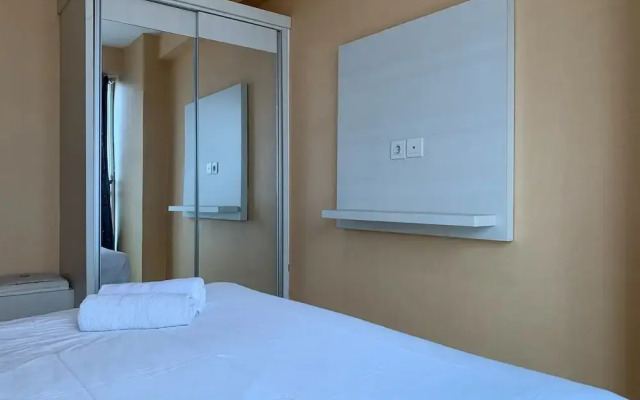 Warm And Cozy 2Br At Tifolia Apartment