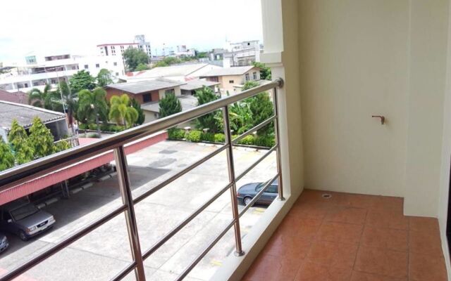 Pearl Place Hotel