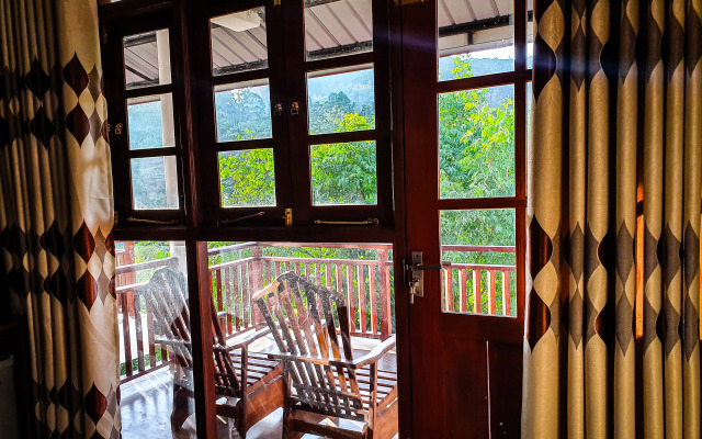 Levon Ella Sri Lanka