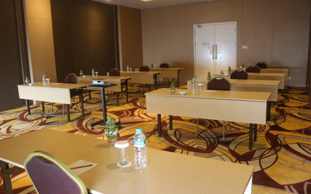Citadines Connect Airport Jakarta